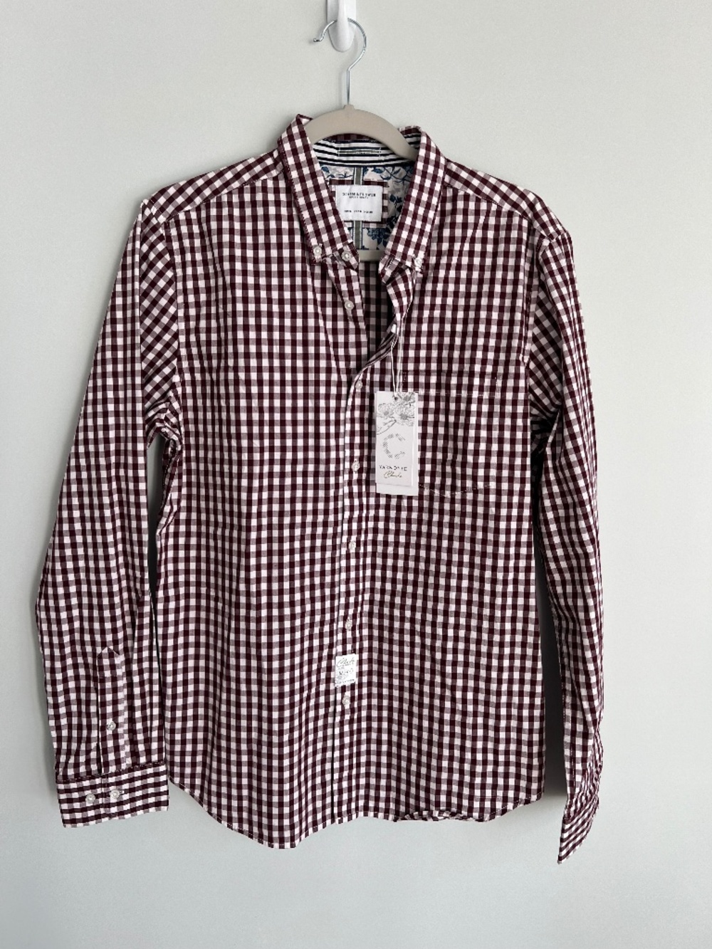 NWT Denim and Flower Burgundy Gingham Button Down Shirt Size M